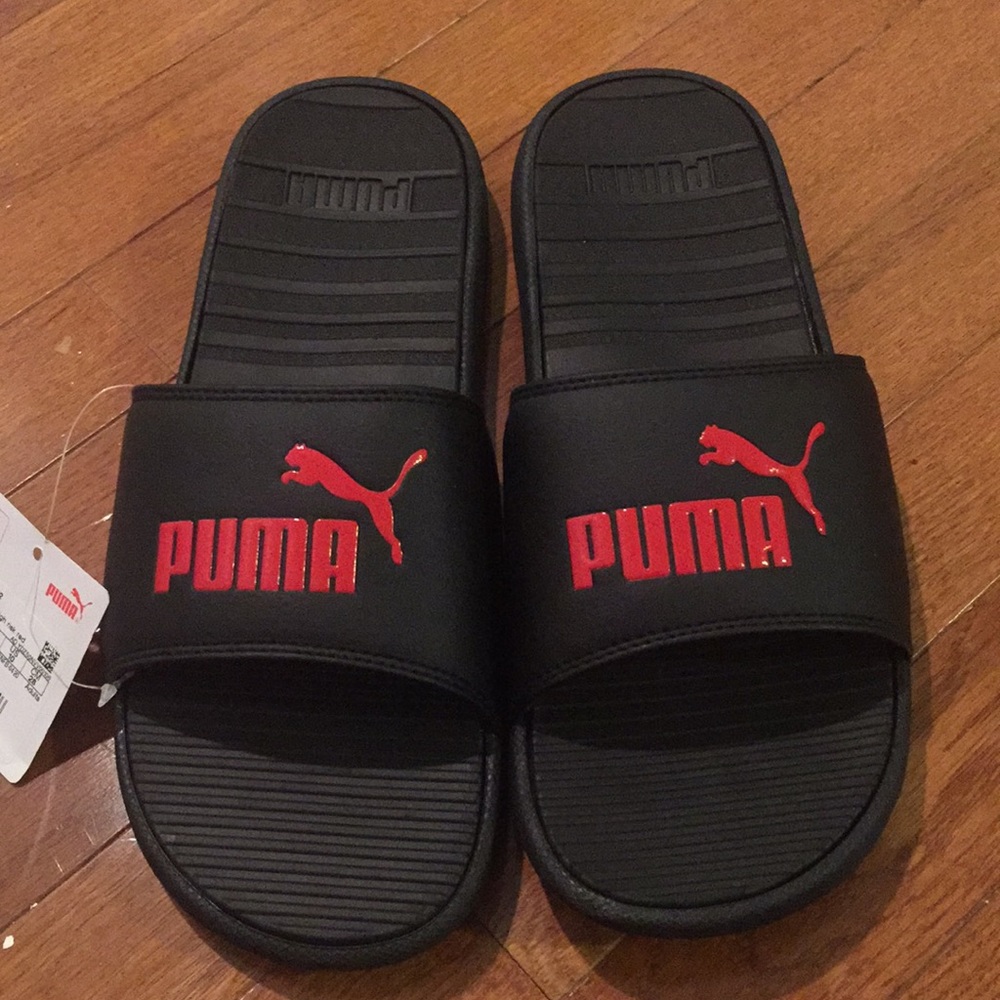Puma flip flops